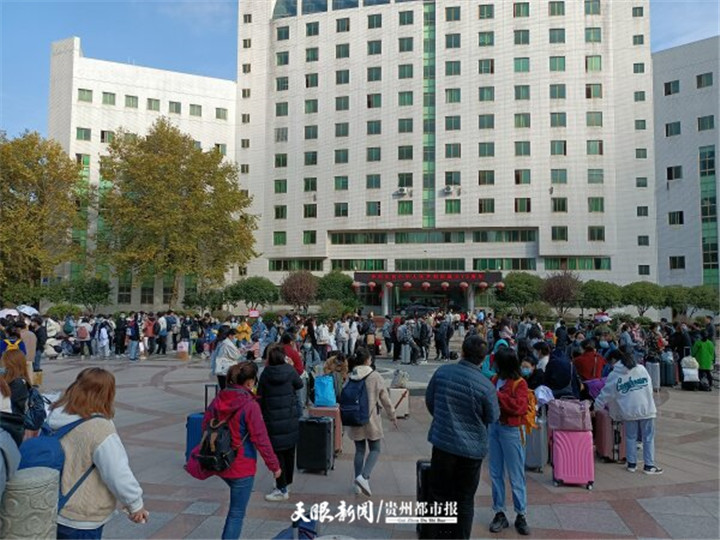 1634955375651114.jpg readimg (1).jpg